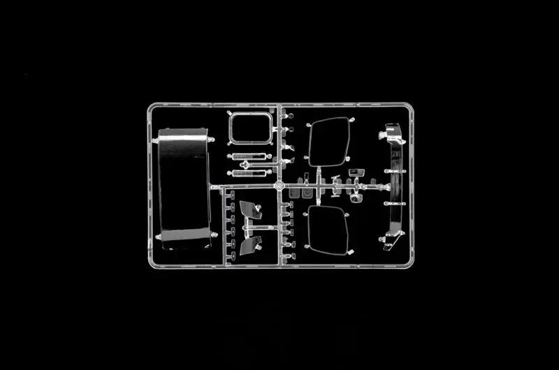 Italeri 1/24 Mercedes-Benz Actros MP4 Big Space Grand Prix Edition Plastic Model Kit