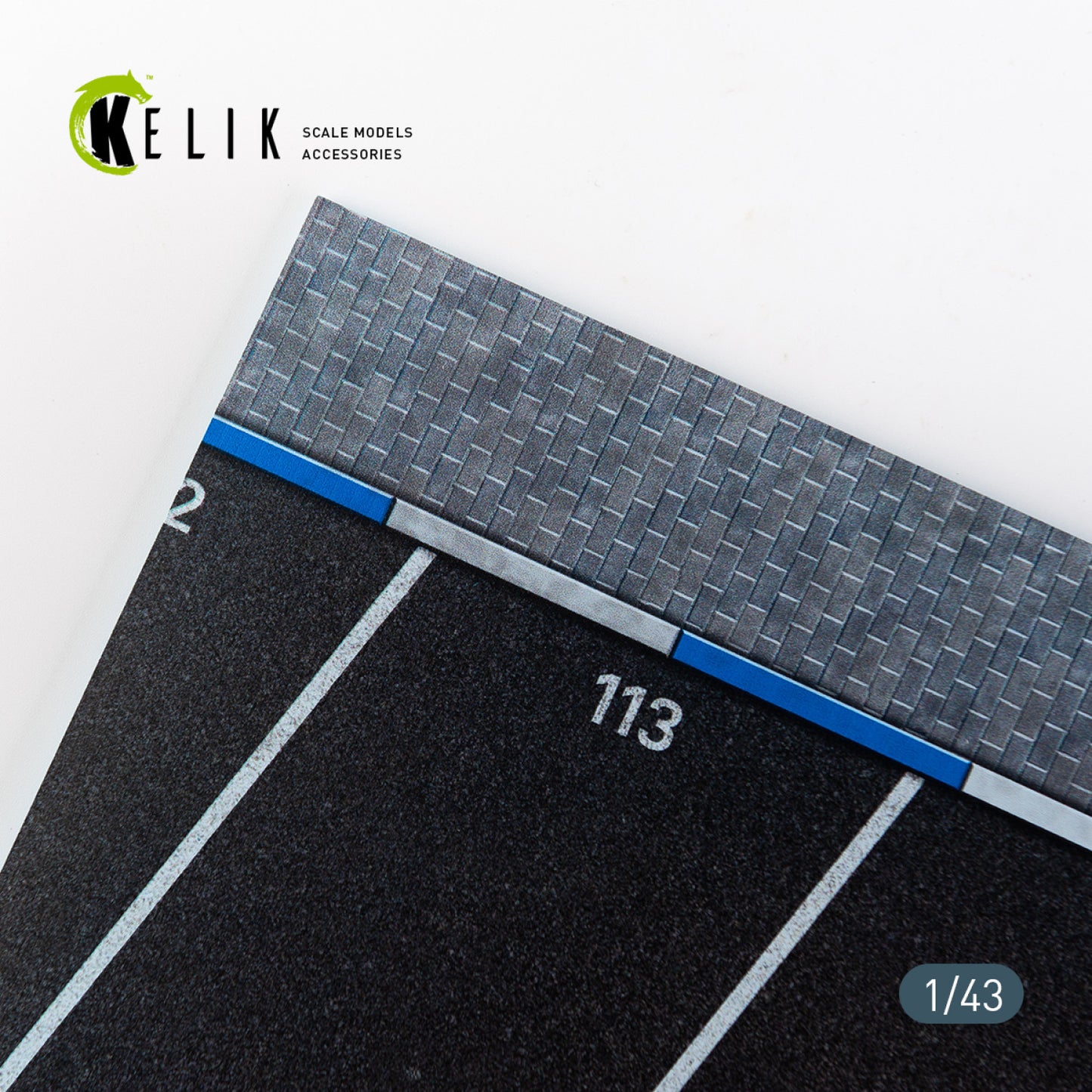 Kelik 1:43 Supermarket Parking type 2 Base - Acrylic 3 mm (180 x 357 mm) (210 g) (Copy)