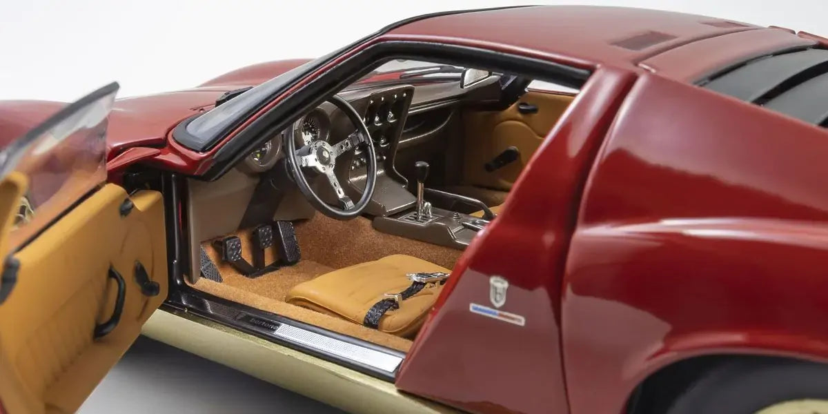 Kyosho 1/18 Lamborghini Miura P400 Red/Gold (Int. Brown) Diecast Model Car Kyosho