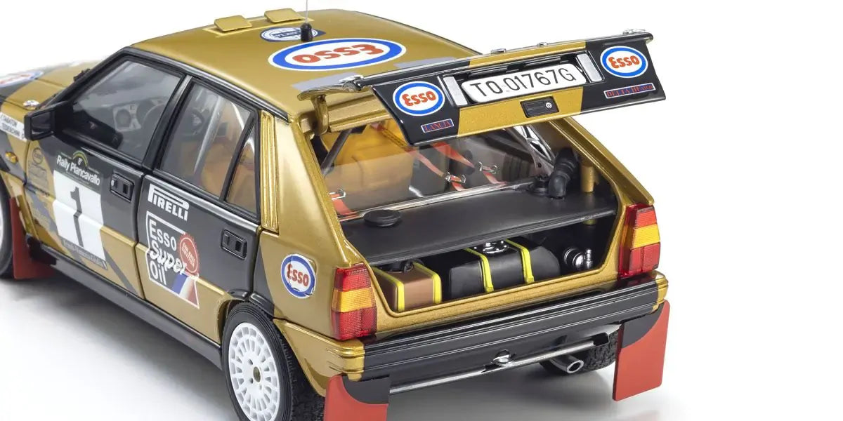Kyosho 1/18 Lancia Delta HF 4WD 1987 Rally Piancavallo Grifone Esso Nr. 1 Diecast Model Car Kyosho
