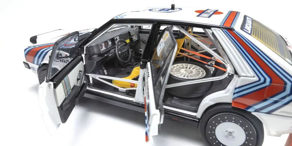 Kyosho 1/18 Lancia Delta HF 4WD 1988 Rallye Monte Carlo LANCIA MARTINI Nr.3 Diecast Model Car Kyosho