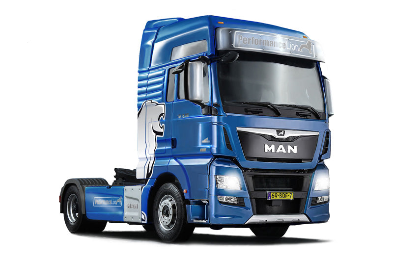Italeri 1/24 MAN TGX XXL D38 Plastic Model Kit Italeri