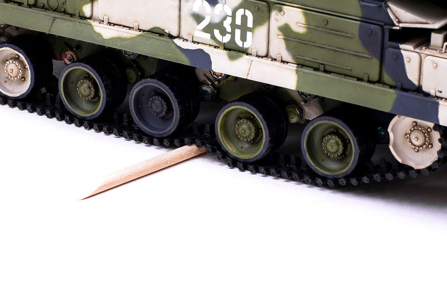 Meng 1/35 Russian 9K37M1 BUK Plastic Model Kit