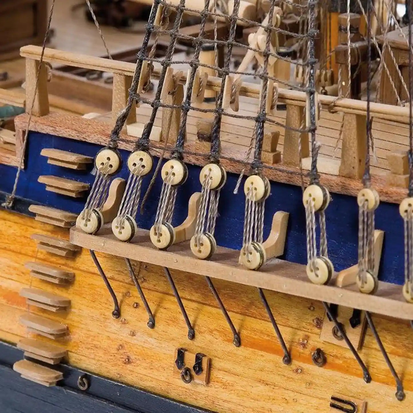 OcCre 1/54 Endeavour Wooden Model Ship Kit Occre