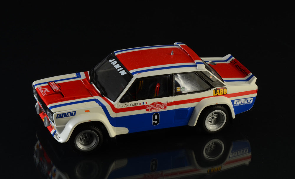 Italeri 1:24 Fiat 131 Abarth '77 San Remo Rally Plastic Model Kit Italeri