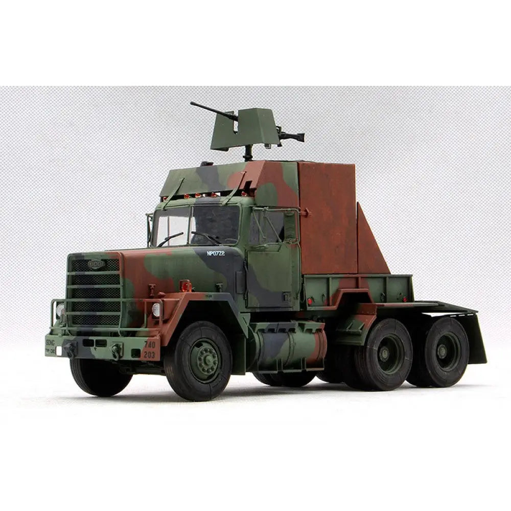 Trumpeter 1/35 M915 Gun Truck Plastic Model Kit Trumpeter