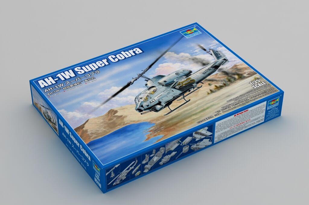 Trumpeter 1/35 AH-1W Super Cobra  Plastic Model Kit Trumpeter