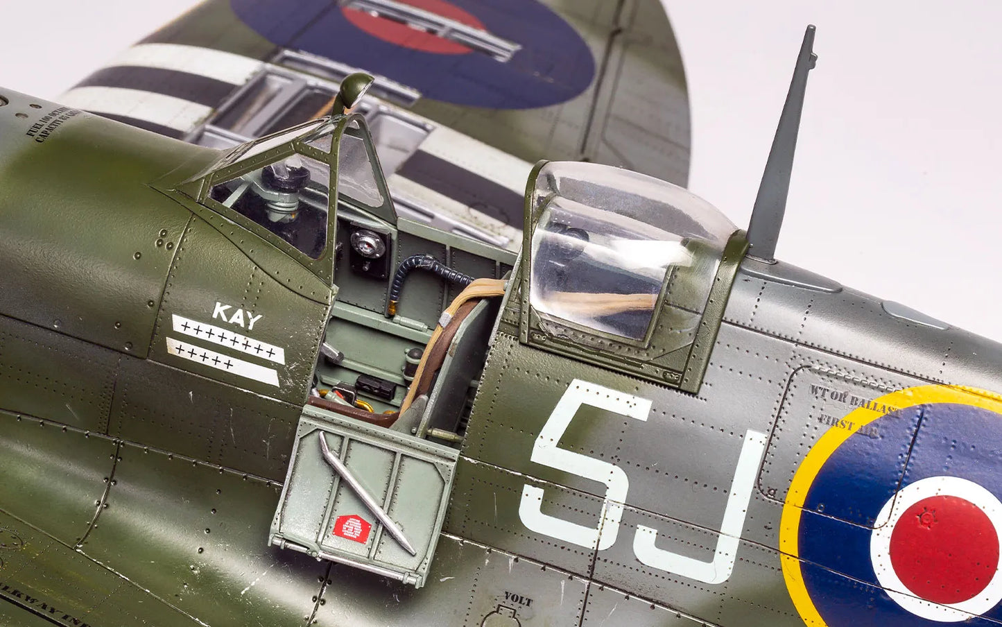 Airfix 1/24 Supermarine Spitfire Mk.IXc