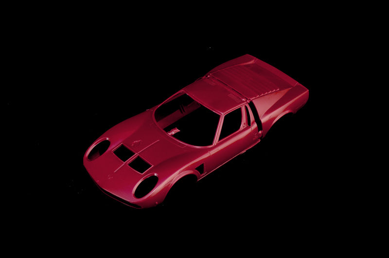 Italeri 1:24 Lamborghini Miura JOTA SVJ Plastic Model Kit Italeri