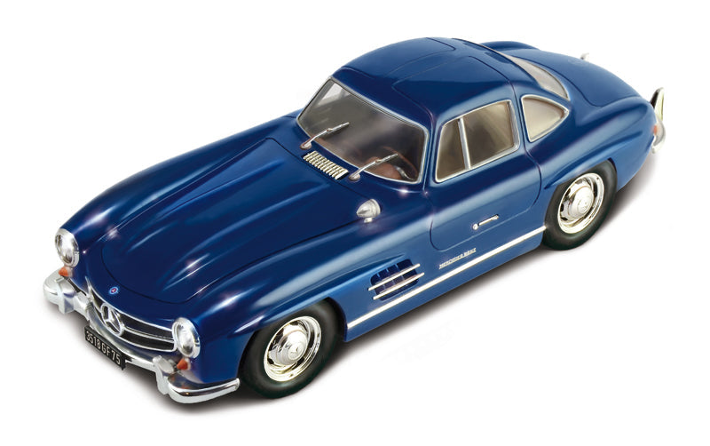 Italeri 1:24 MERCEDES BENZ 300 SL GULLWING Plastic Model Kit Italeri