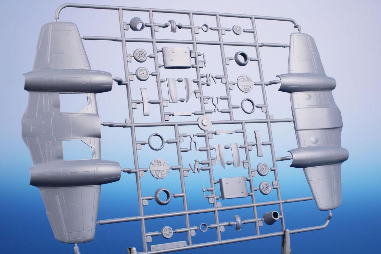 Special Hobby 1/72 Gloster Meteor F.8 Prone Pilot Plastic Model Kit Special Hobby