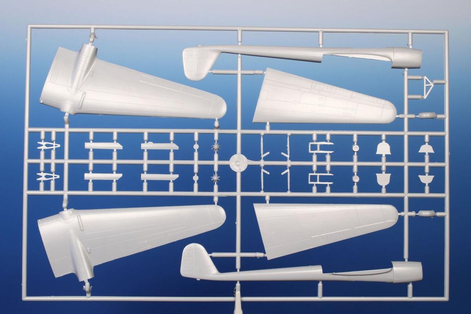 Special Hobby 1/72 Focke Wulf Fw 189B-0/B-1 'Luftwaffe Trainer' Plastic Model Kit Special Hobby