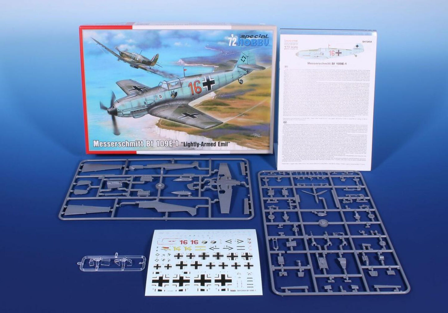 Special Hobby 1/72 Messerschmitt Bf 109E-1 'Lightly-Armed Emil' Plastic Model Kit Special Hobby