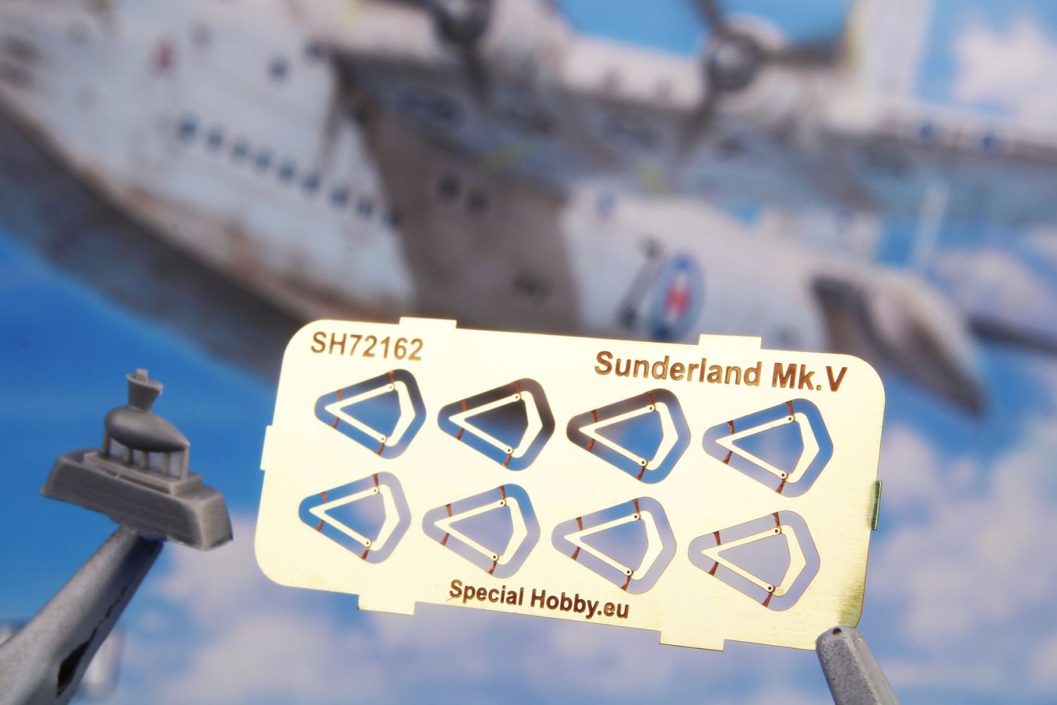 Special Hobby 1/72 Short Sunderland Mk.V 'Fighting Commies in Europe and the Far East' Plastic Model Kit Special Hobby