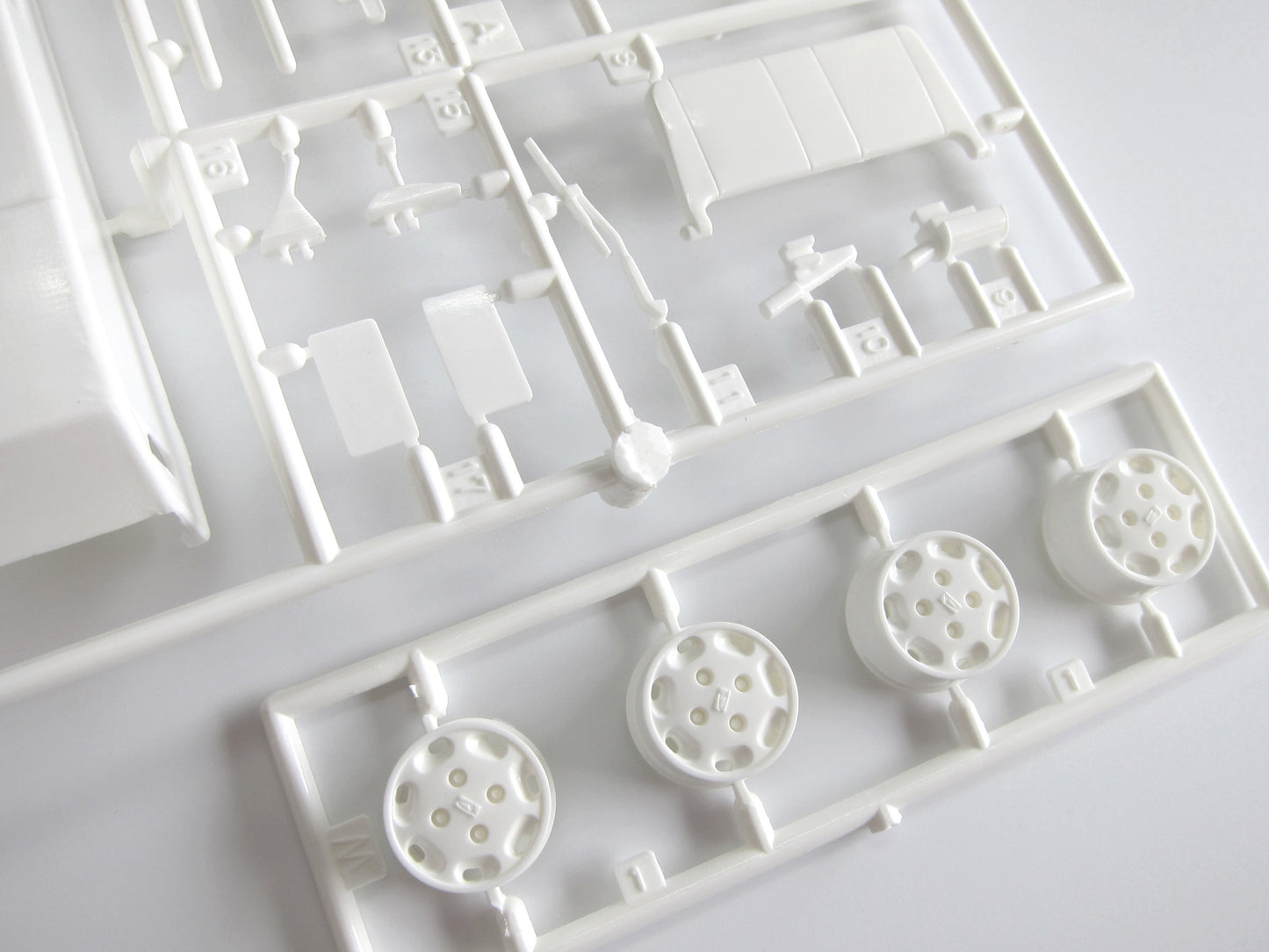 Fujimi 1/24 Mira Vivian S [ID-323] Plastic Model Kit Fujimi