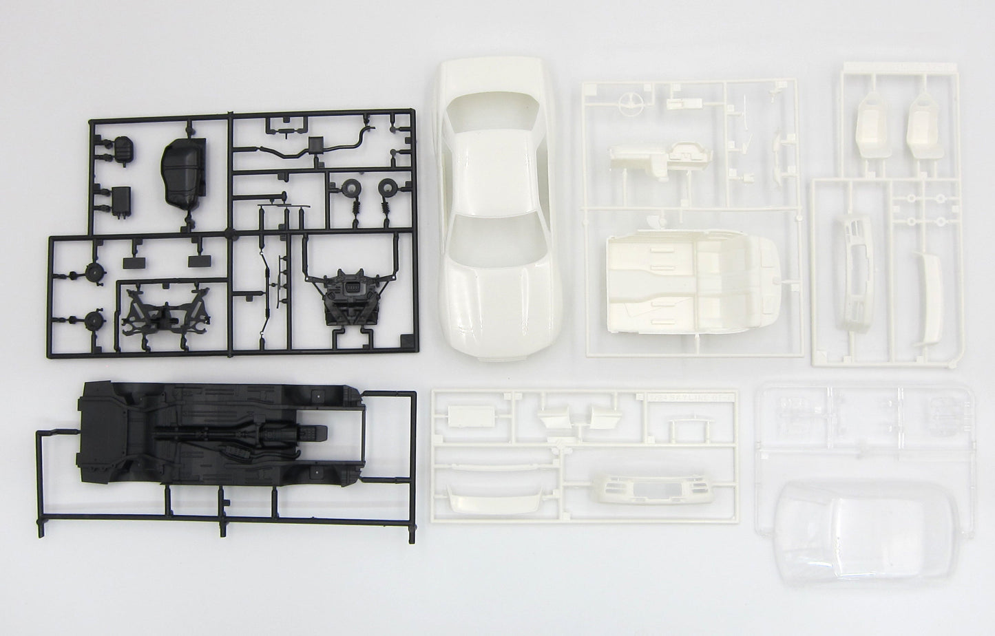 Fujimi 1/24 Nissan Skyline GT-R (R32) Rena [WM-3] Plastic Model Kit Fujimi