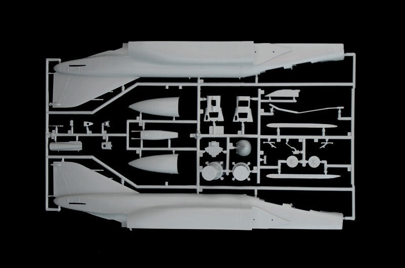 Italeri 1/48 F-4E PHANTOM II Plastic Model Kit Italeri