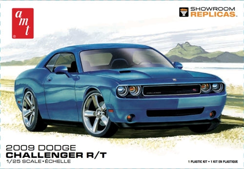 AMT 1/25 2009 Dodge Challenger R/T Plastic Model Kit