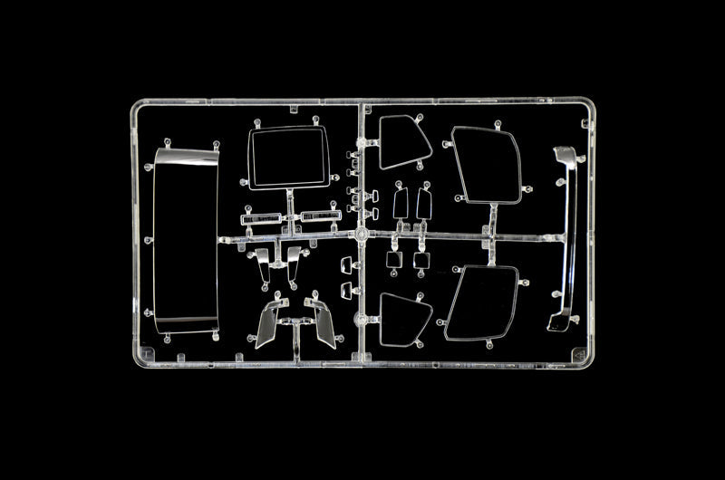 Italeri 1/24 VOLVO FH4 Globetrotter Medium Roof Plastic Model Kit Italeri