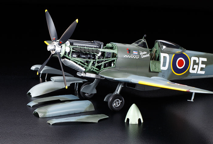 Tamiya 1:32 Supermarine Spitfire Mk.XVIe Tamiya