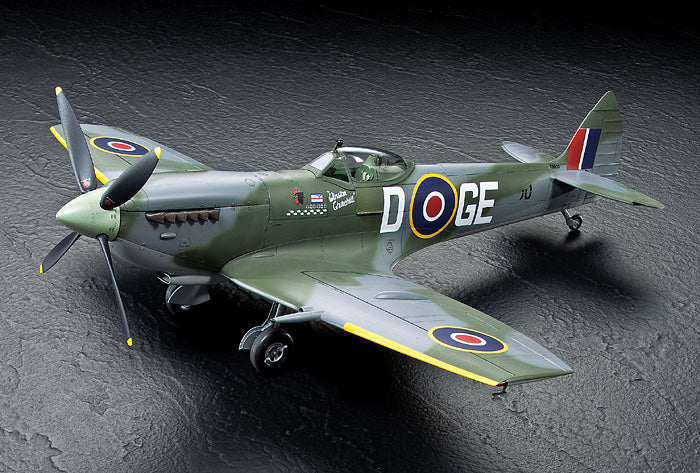 Tamiya 1:32 Supermarine Spitfire Mk.XVIe Tamiya
