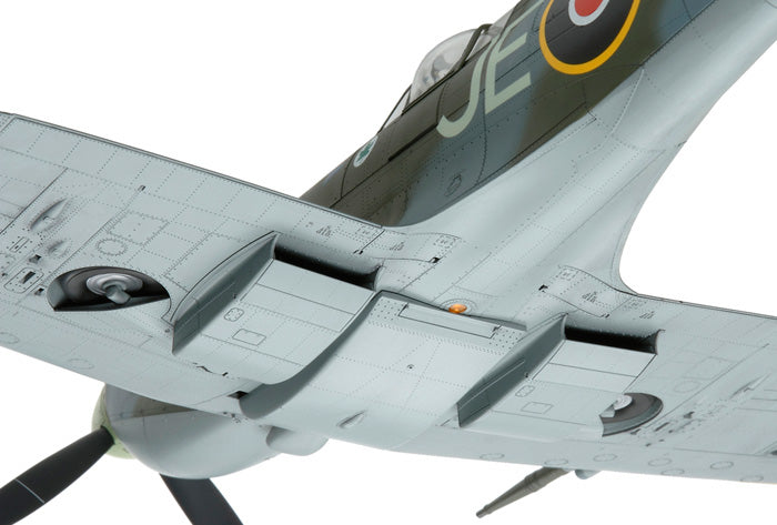 Tamiya 1:32 Supermarine Spitfire Mk.IXc Tamiya