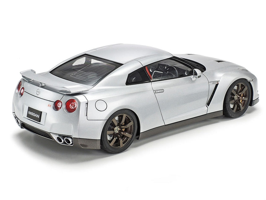 Tamiya 1:24 Nissan GT-R