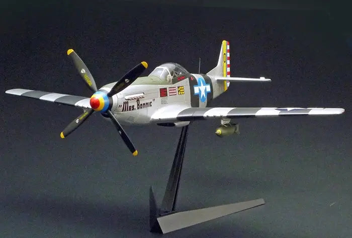 Tamiya 1:32 North American P-51D/K Mustang Pacific Theater Tamiya