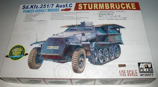 AFV Club 1/35 German Sd.Kfz.25 Ausf.C Half-Track Plastic Model Kit AFV Club
