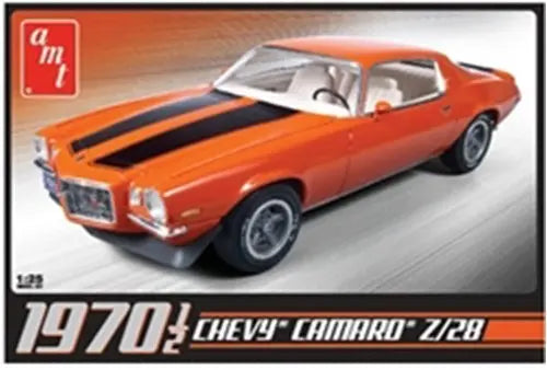 AMT 1/25 1970 1/2 Camaro Z28 Plastic Model Kit AMT