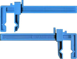 Excel Plastic Clamps Small 3 1/2"