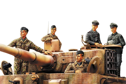 HobbyBoss 1/35 German Panzer Tank Crew (Normandy 1944) Plastic Model Kit HobbyBoss