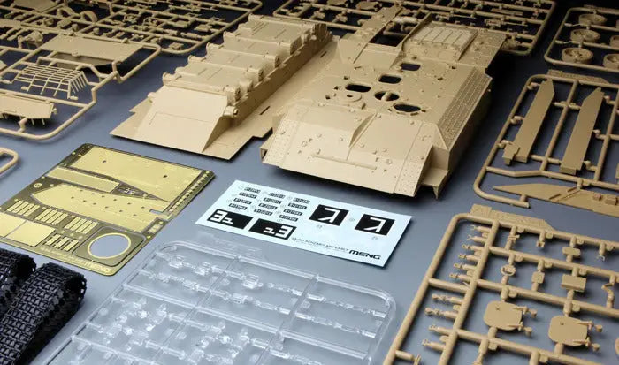 Meng 1/35 Israel Heavy Armoured Personnel Carrier Achzarit Early Plastic Model Kit Meng