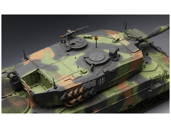 Meng 1/35 German Main Battle Tank Leopard 2 A4 Plastic Model Kit