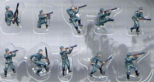 Pegasus 1/144 WW2 German soldiers, prepainted
