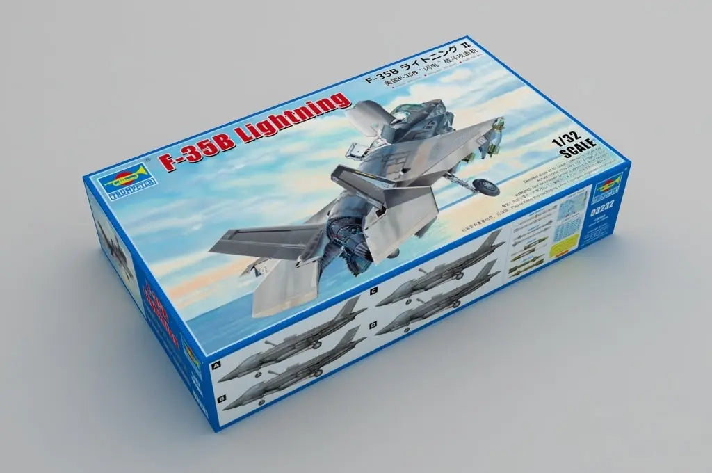 Trumpeter 1/32 F-35B Lightning Plastic Model Kit Trumpeter