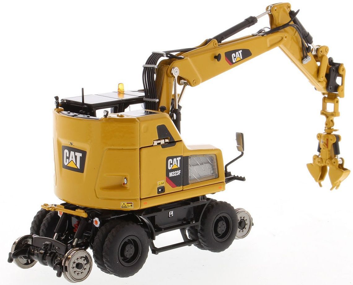 Diecast Masters 1:50 Highline Series CAT M323F Railroad Wheel Hydraulic Excavator