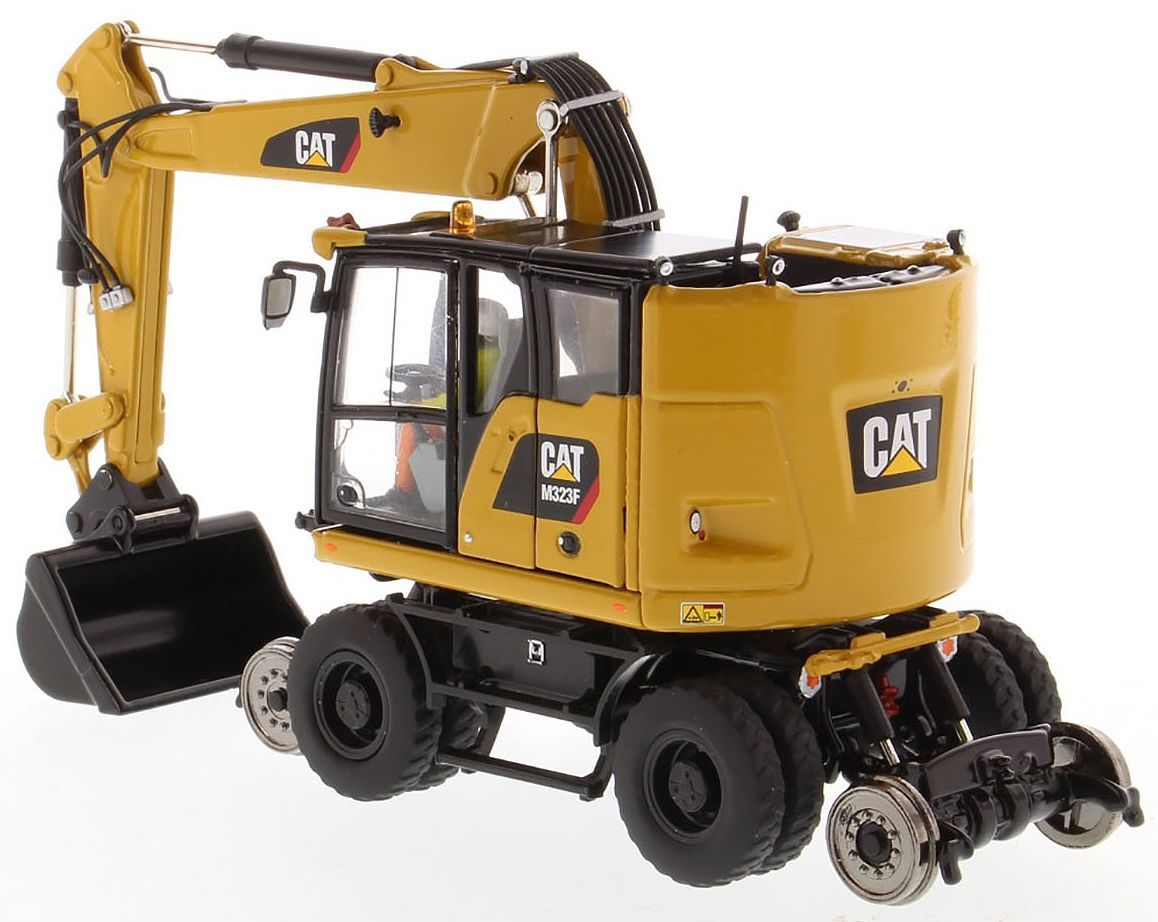 Diecast Masters 1:50 Highline Series CAT M323F Railroad Wheel Hydraulic Excavator