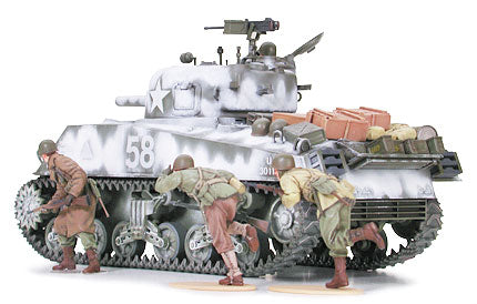 Tamiya 1:35  M4A3 Sherman 105mm Howitzer (Assult Support)