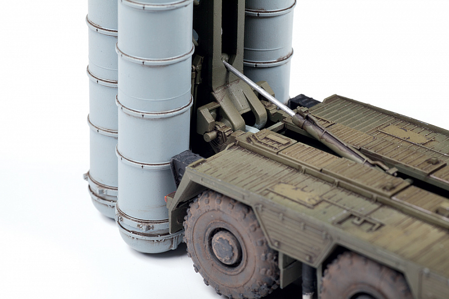 Zvezda 1/72 S-400 Triumph Surface-To-Air Missile System
